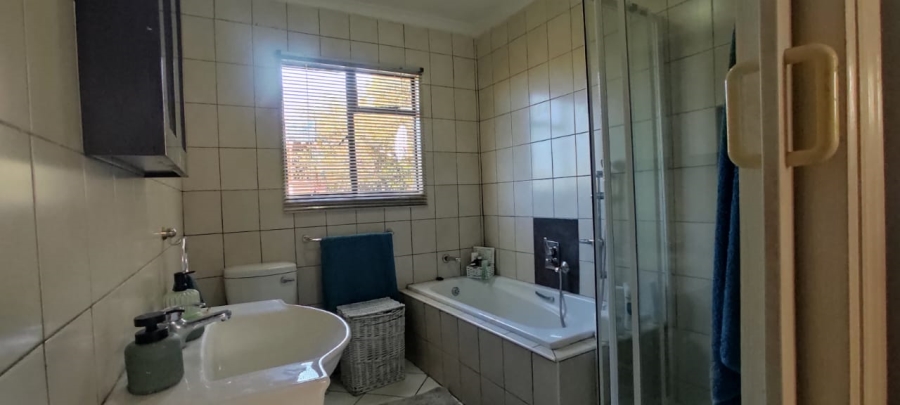 2 Bedroom Property for Sale in Mullersrust Free State